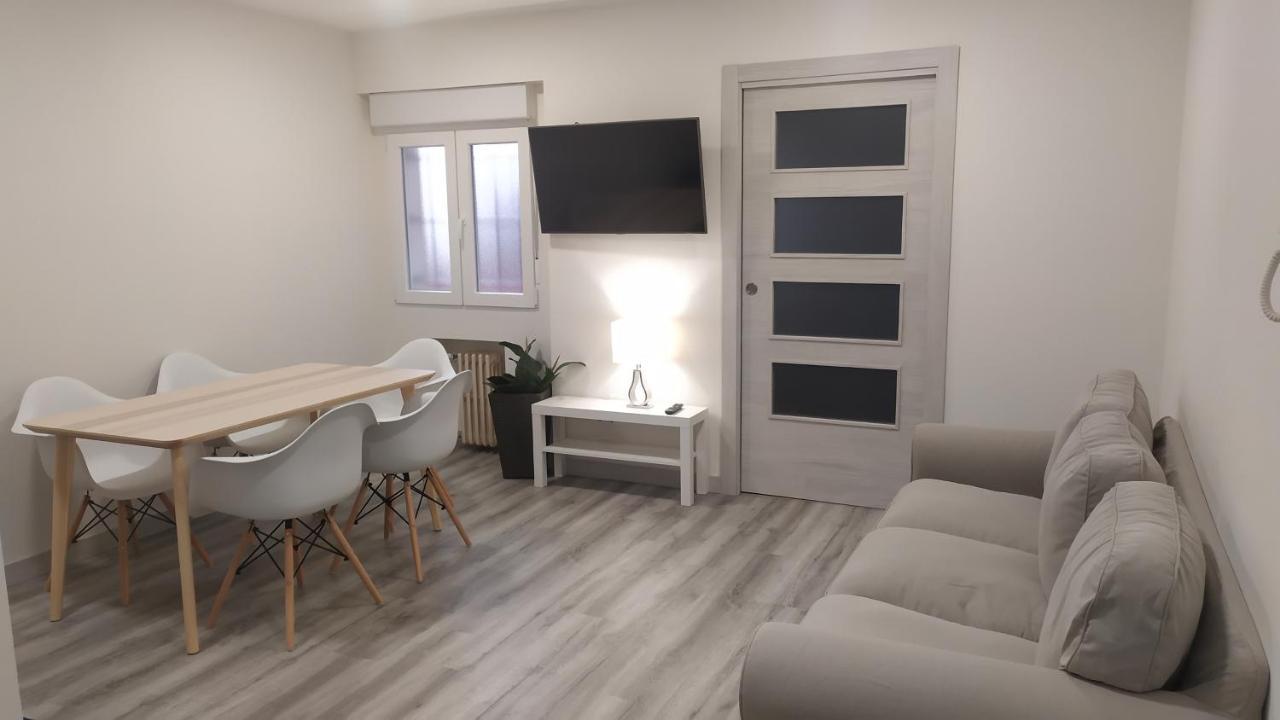 Mirrooms Овьедо Экстерьер фото
