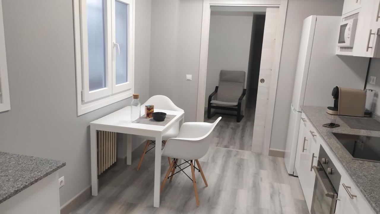Mirrooms Овьедо Экстерьер фото